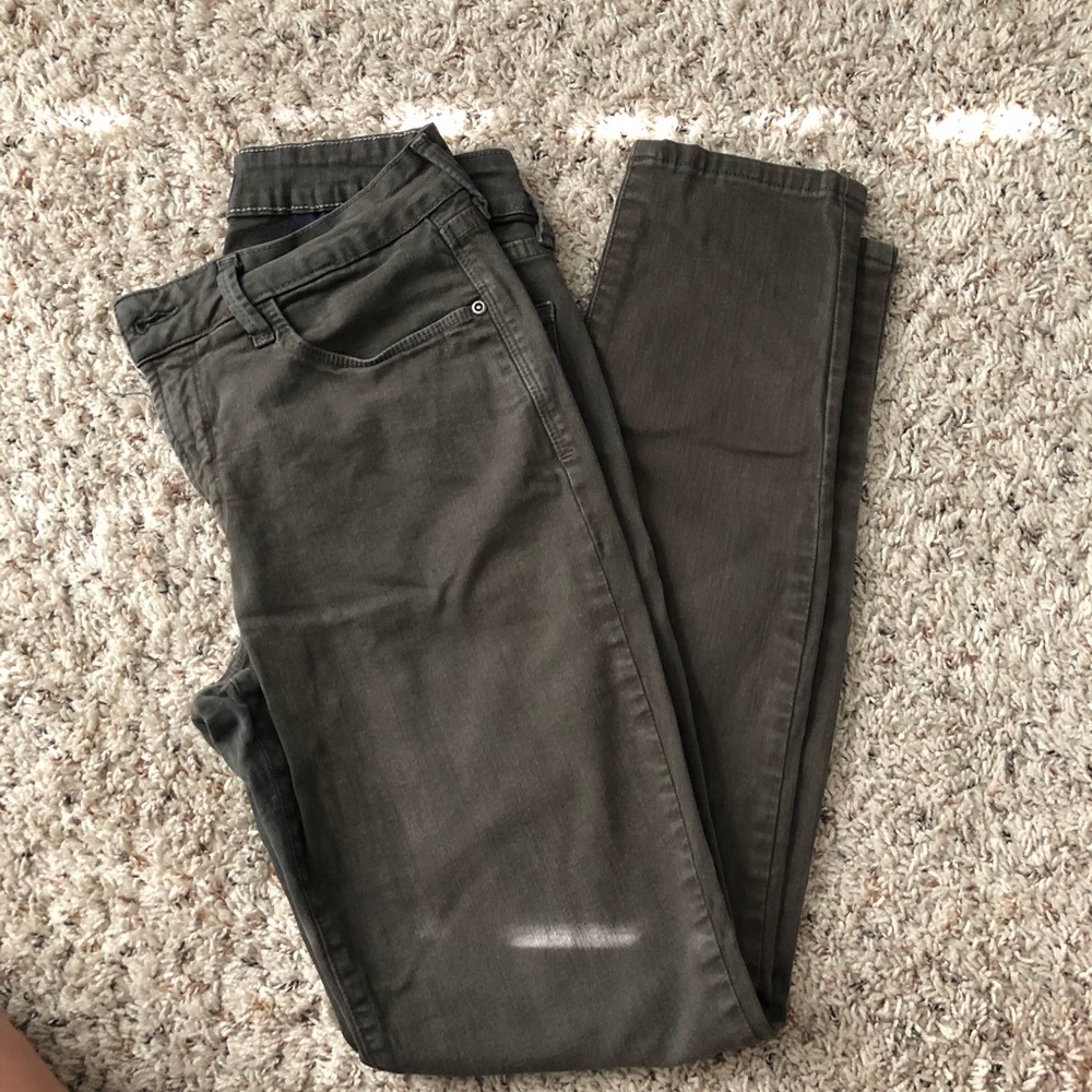NYDJ skinny olive pants
